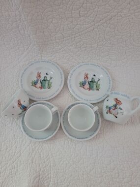 Wedgwood tea set. Vintage Peter Rabbit Children's Tea Set. 6 Pieces Beatrix